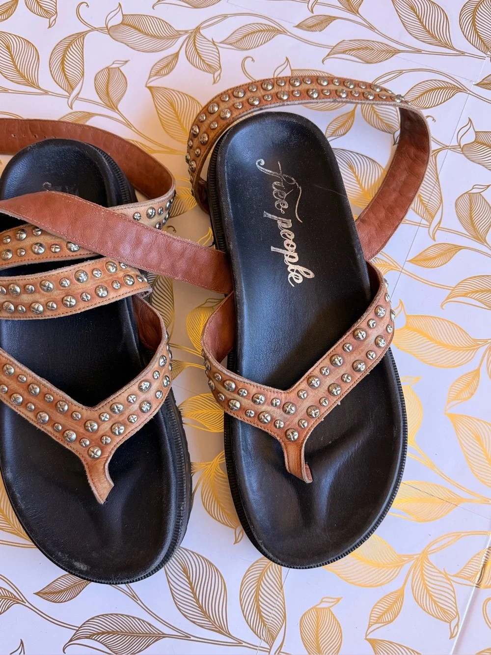 Free People Izzy Studded Tan Leather Platform Sandals size 7.5